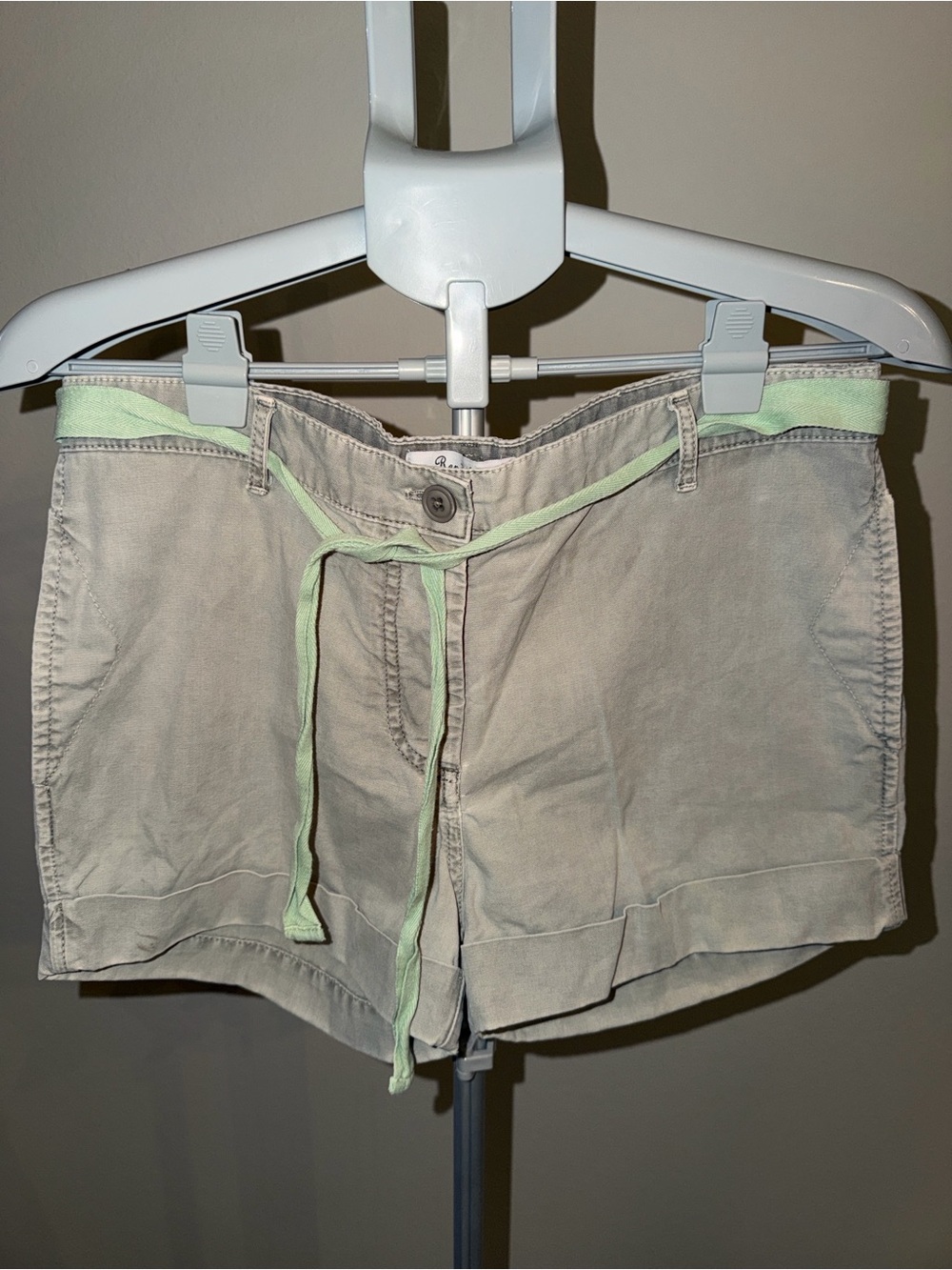 Paul & Joe Sister Rendezvous Casual Beige Women's khaki cuffed Shorts